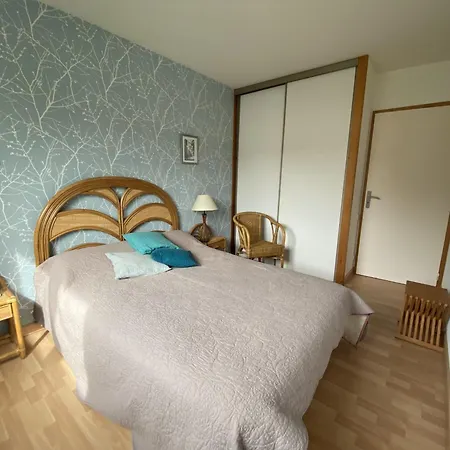 A Arcachon: Plages Et Commerces A Pied, Balcon, Parking, 4 Couchages - Fr-1-474-193 Appartement *