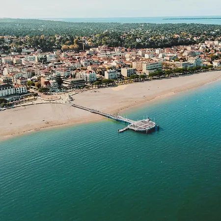 Lejlighed A Arcachon: Plages Et Commerces A Pied, Balcon, Parking, 4 Couchages - Fr-1-474-193